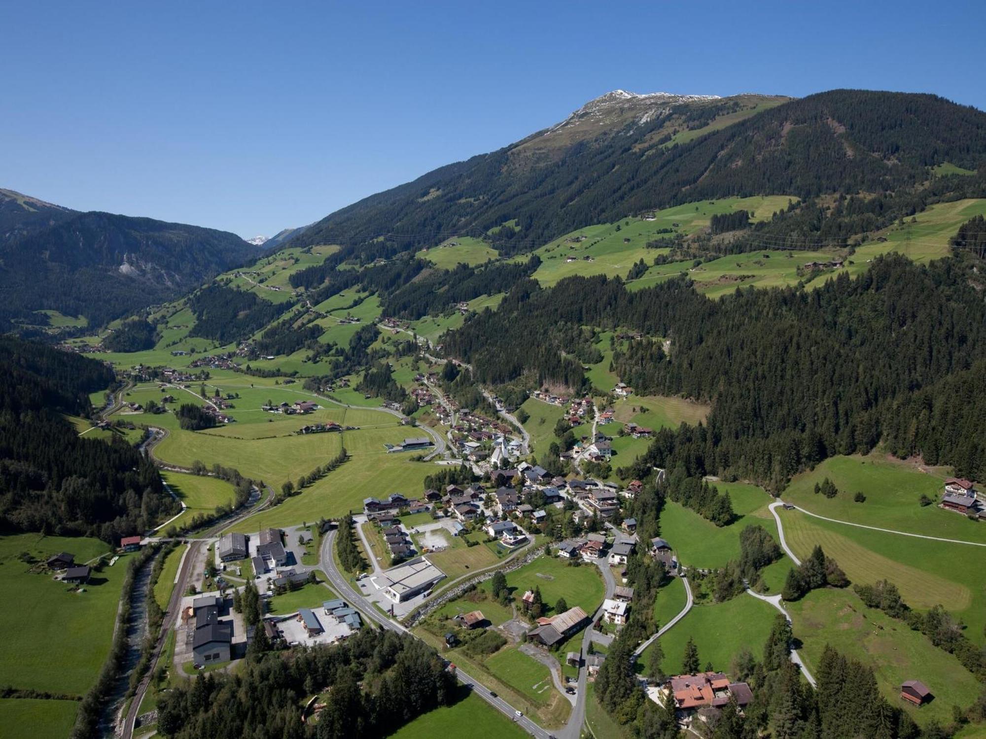 Apartment In Wald Im Pinzgau With Swimming Pool And Views Εξωτερικό φωτογραφία